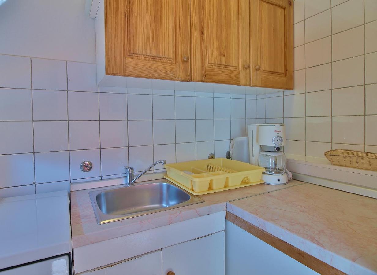 Jaska Anica Apartments Supetarska Draga Kültér fotó