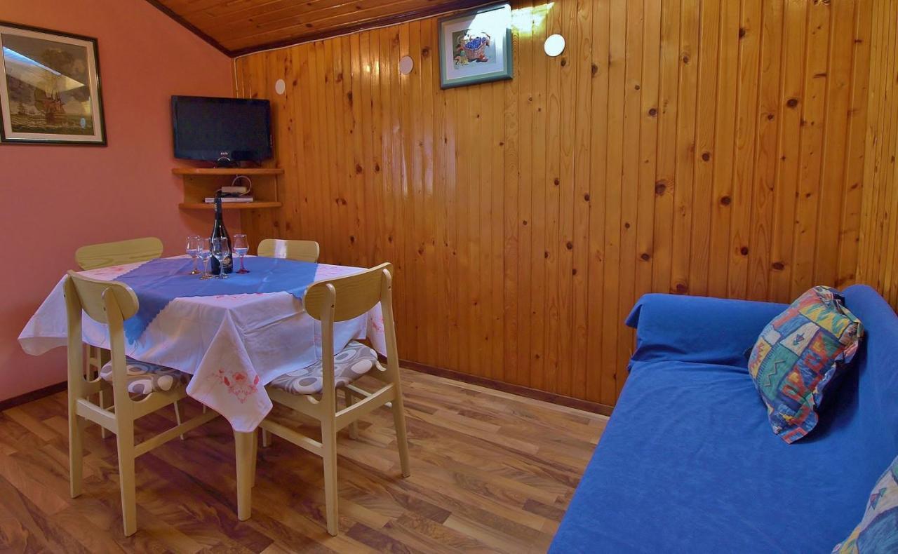 Jaska Anica Apartments Supetarska Draga Kültér fotó